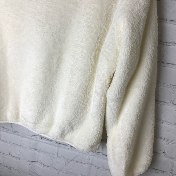 H&M Faux Shearling Sweater - Picture 9 of 11